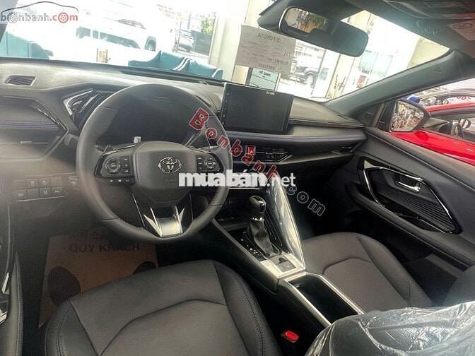 Toyota Yaris Cross 1.5 D-CVT 2025 - 595 Triệu