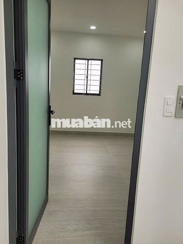 NHÀ MỚI HẺM ĐHT 18, P.ĐÔNG HƯNG THUẬN, Q12-DT4x14m 2 LẦU 4PN 5WC