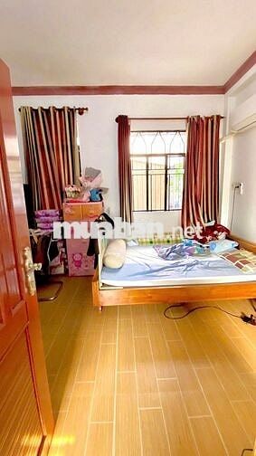 Nhà dt25m2 đúc thật 4 tầng 3pn hẻm Nguyễn Đình Chiểu, P4, Q. Phú Nhuận