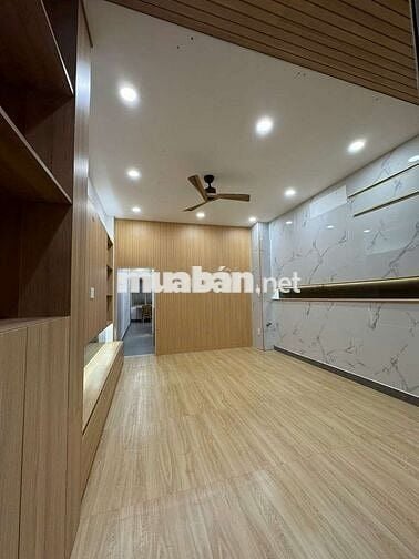 Nhà hẽm xe hơi kinh doanh buôn bán