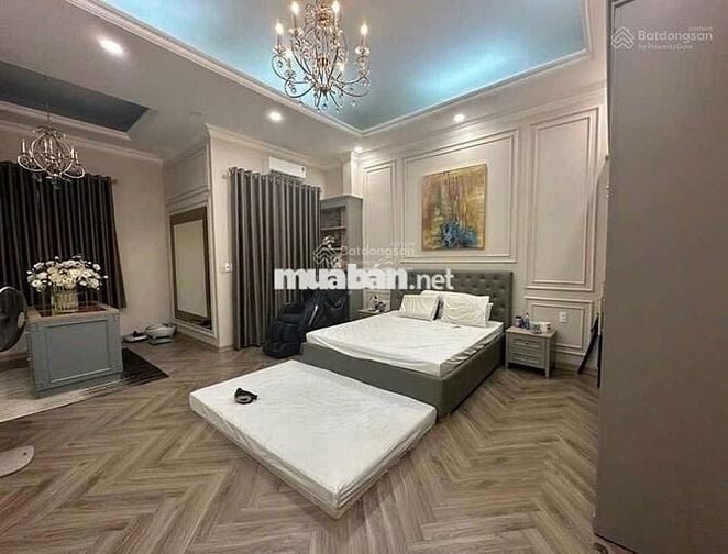 NHÀ CÓ HẦM 6 TẦNG MẶT TIỀN ĐƯỜNG SỐ 2 CƯ XÁ ĐÔ THÀNH, QUẬN 3