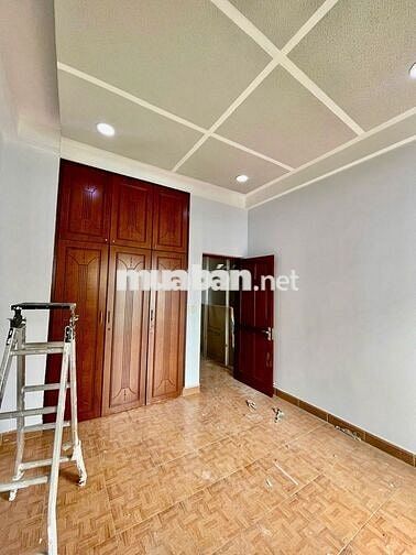PHÒNG BANCOL CỬA SỔ MỚI GIÁ RẺ