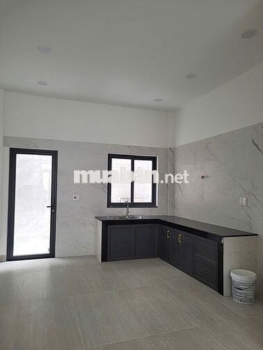 NHÀ MỚI HẺM ĐHT 18, P.ĐÔNG HƯNG THUẬN, Q12-DT4x14m 2 LẦU 4PN 5WC