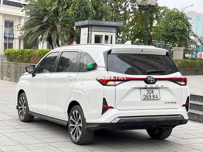 Toyota Veloz Cross 2022 CVT Top - 45000 km