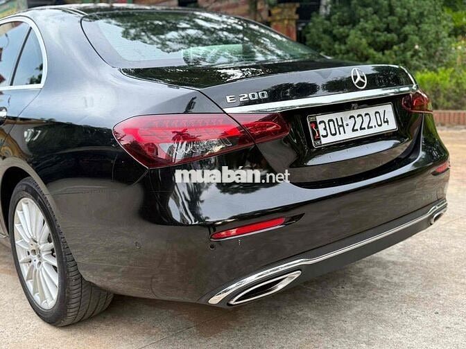 Mercedes Benz E Class 2021 E200 Exclusive -23500km