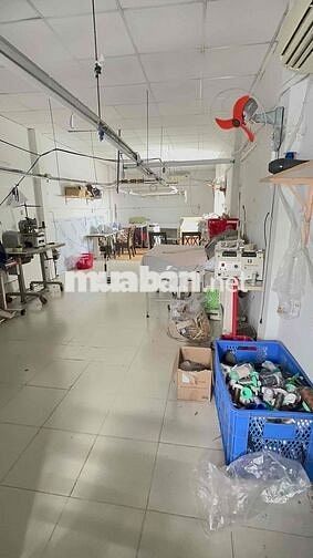 Chính chủ Bán Nhà suốt ngay chung cư Green River đường PTH Q8