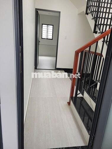 NHÀ MỚI HẺM ĐHT 18, P.ĐÔNG HƯNG THUẬN, Q12-DT4x14m 2 LẦU 4PN 5WC