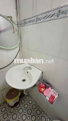 Chính chủ Bán Nhà suốt ngay chung cư Green River đường PTH Q8