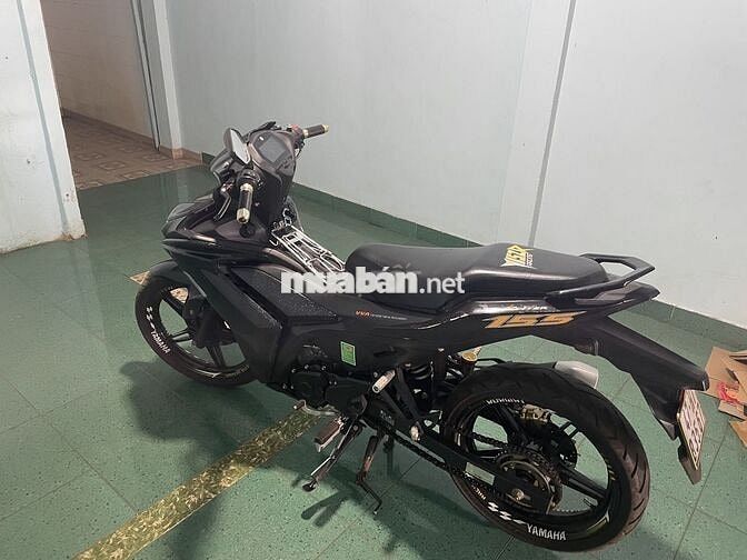 Cần bán xe Exciter 155 xe ít đi