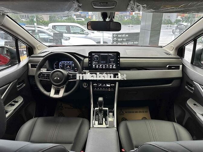 2026 Facelift Xpander PRE và CROSS  MY26 sluợng ít