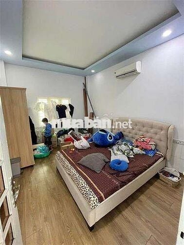 Chủ cần bán gấp nhà 50m2, 3 pn, nhỉnh 6 tỷ, đường số 77, Quận 7.