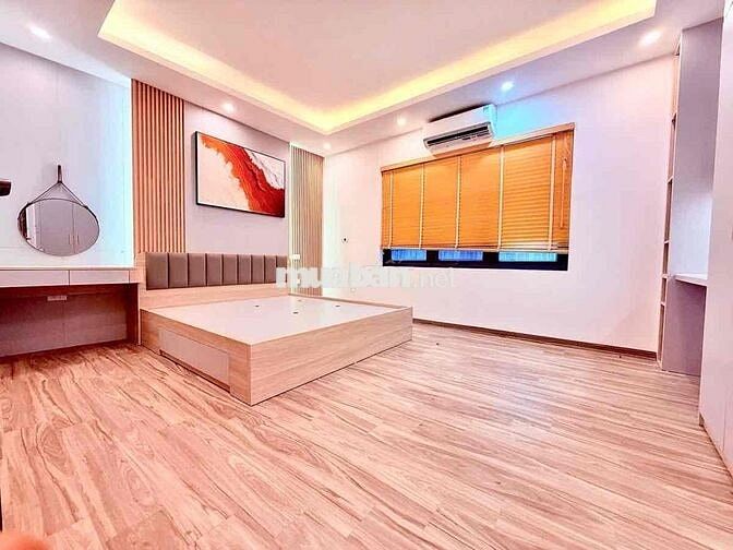 BÁN NHÀ 6 TẦNG THANG MÁY – FULL NỘI THẤT – NGÕ 649 LĨNH NAM, HOÀNG MAI