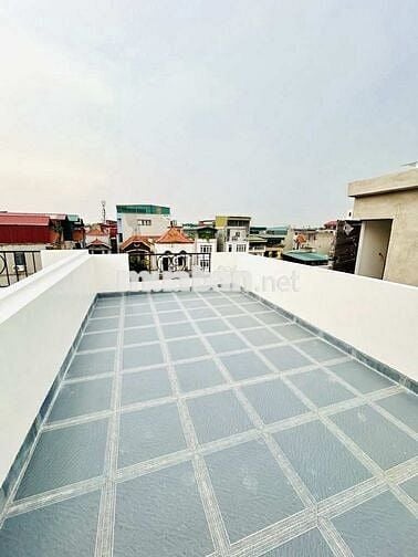 NHÀ MỚi KÍNH KOONG - 5 TẦNG - Ô TÔ ĐỖ CỔNG