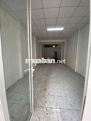 Cho thuê nguyên căn nhà mặt tiền đường Âu Cơ