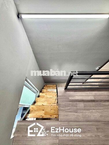 DUPLEX CỬA SỔ TRỜI SIÊU THOÁNG NGAY TÂN HƯƠNG