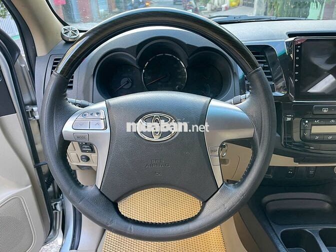 Fortuner AT SX 2015 xe nhà cần bán.