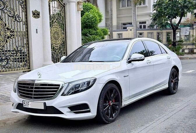 Mercedes Benz S500 4Matic 2015 - 49000 km