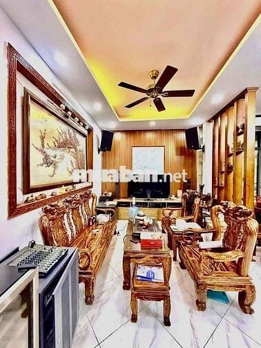 BÁN NHÀ PHỐ Bạch Mai – DIỆN TÍCH RỘNG – Ô CHỜ THANG MÁY – 59m² – 5T