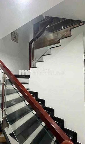 🏡Bán nhà Lạc Long Quân - 40m2 - 6 Tầng , 5pn - HXH 7m - Chỉ 9.6 Tỷ 💵