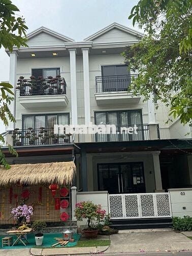 Cho Thuê Biệt Thự Ninesouth Nhà Bè Đường Nguyễn Hữu Thọ  25 Tr / Tháng
