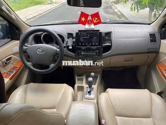 Toyota Fortuner 2010 2.7V  xe đẹp