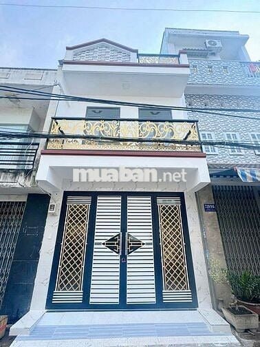 Nhà mới vào ở ngay đường Hương Lộ 2