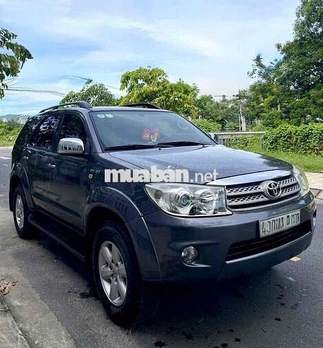 Toyota Fortuner 2010 2.7V  xe đẹp