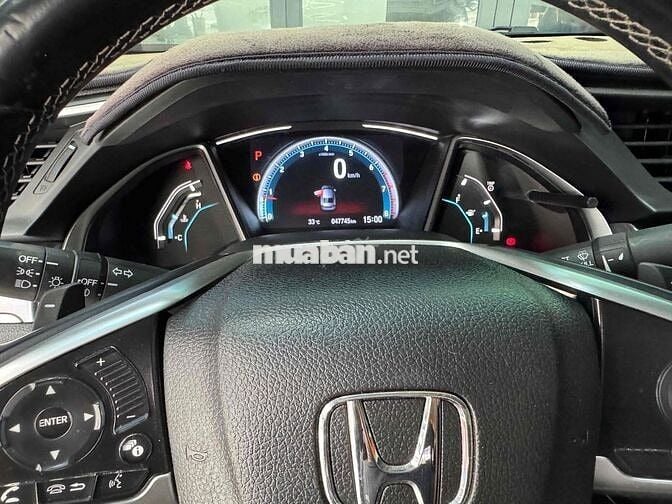 Honda Civic 2018 1.5L Vtec Turbo - 47000 km