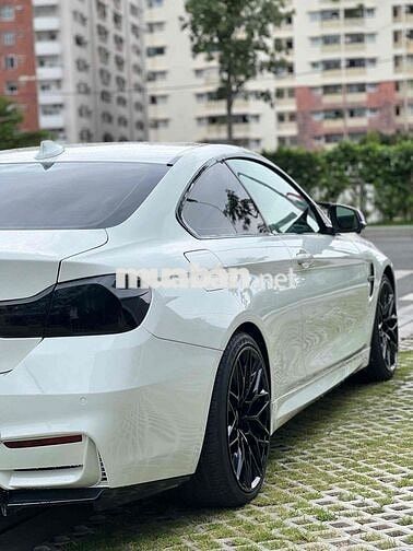 BMW 4 Series 2015 428i Coupe - 81000 km
