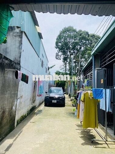 kẹt tiền bán nhà 100m2 2 phòng ngủ thiết kế đẹp sang trọng