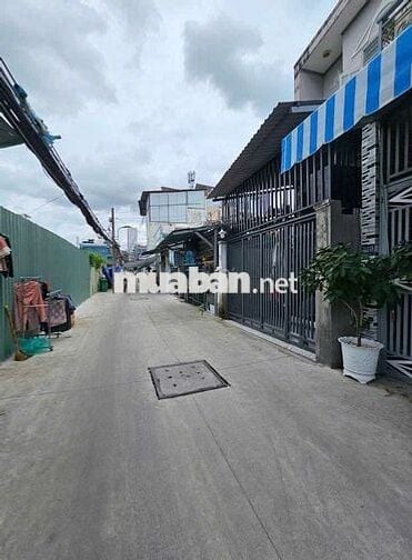 Bán nhà hẻm 588 Huỳnh Tấn Phát, Quận 7 -6x12- 6 ty300