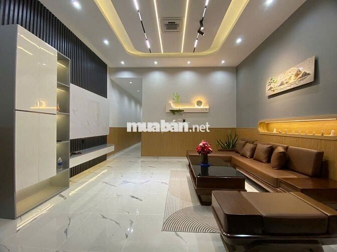 kẹt tiền bán nhà 100m2 2 phòng ngủ thiết kế đẹp sang trọng