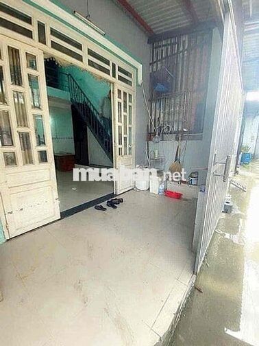 nhà cấp 4 gác lửng, đường nhựa 6m thông, Tân Đông Hiệp