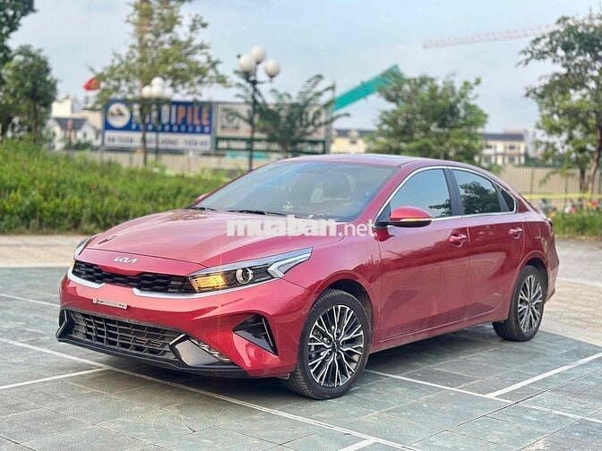 Kia K3 Luxury 1.6 AT sản xuất 2025 siêu lướt