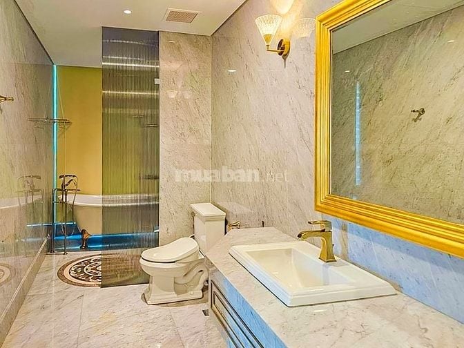 Bán Căn hộ tại The Vista An Phú tầng trung gồm 2 phòng ngủ 135m2