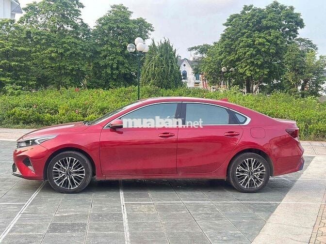 Kia K3 Luxury 1.6 AT sản xuất 2025 siêu lướt