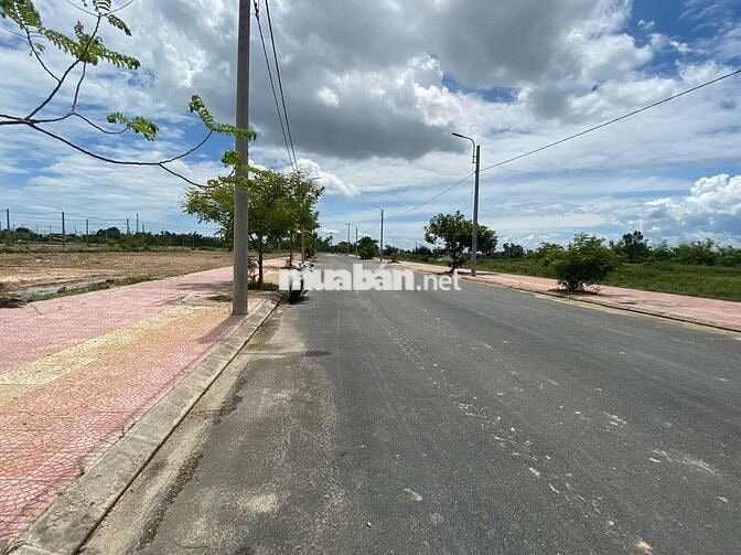 LÔ ĐẤT MẶT TIỀN 150M2(6X25),ĐƯỜNG 7.5M CÁCH HỘI AN 3P DI CHUYỂN