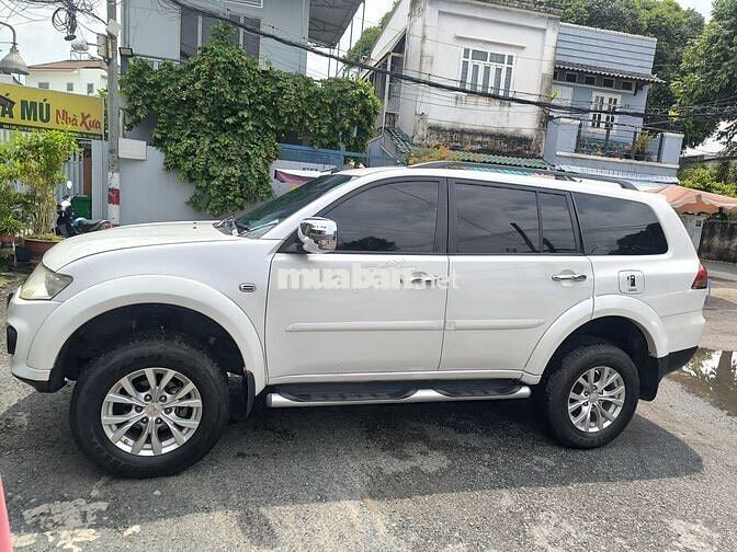 Pajero Sport 2016 3.0G 4x2 AT - 120700 km