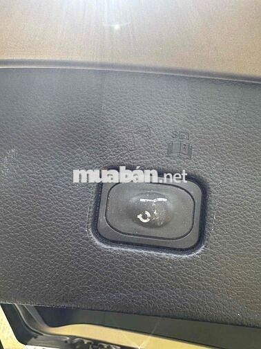 Ford Everest 2018 Titanium 2.0L 4x4 AT - 101000 km