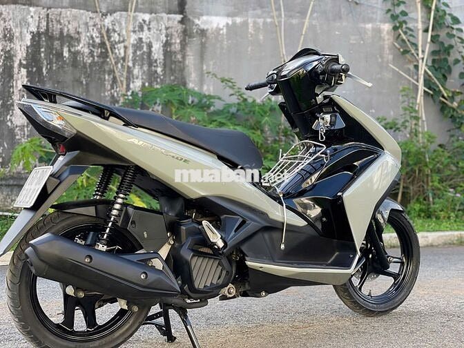 AB 125 xe đẹp lướt mới keng😍xe keng không vết xước