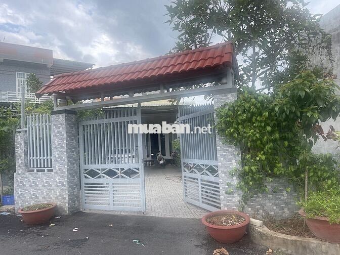 Bán nhà xã long hải, TP HCM 3tỷ500