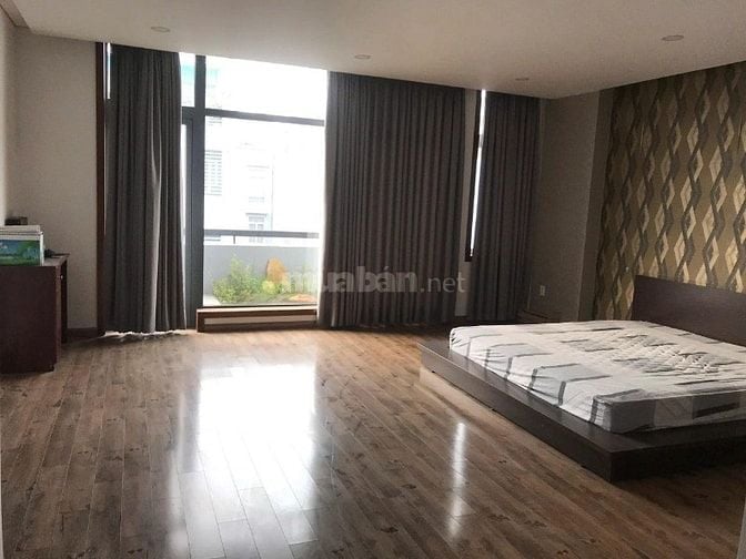 BÁN CĂN KHÁCH SẠN 12 PHÒNG GIÁ 8TỶ5 CÁCH MẠNG THÁNG 8 Q10 HÀNG HIẾM 