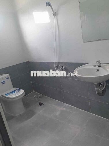 Bán nhà Tân Phong gần Gx Thuận Hoà giá cực rẻ