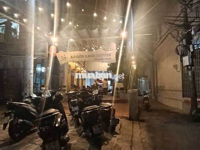 San nhượng mặt bằng cà phê ăn sáng gần 300 m2 bờ bao tân thắng