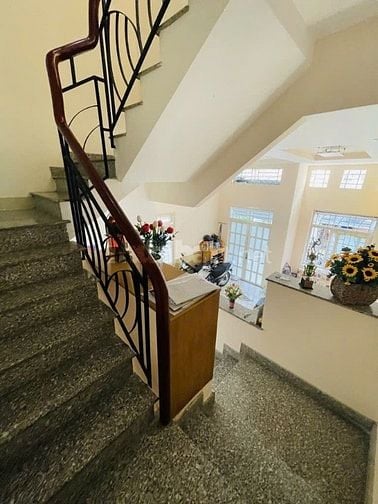 Nhà 5 Tầng Lê Văn Sỹ Phú Nhuận 55m2 Khu Vip Sát Mặt Tiền Chỉ Nhỉnh 8Ty