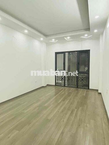 B ÁN NHÀ MỚI XÂY QUẠN HOÀNG MAI