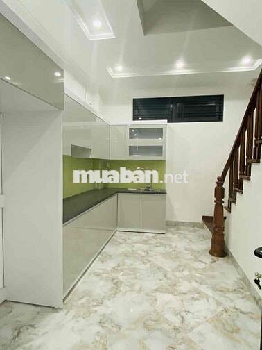 B ÁN NHÀ MỚI XÂY QUẠN HOÀNG MAI