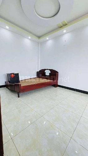 HIẾM, Lâm Văn Bền, 04 Tầng, DT 6x11m
