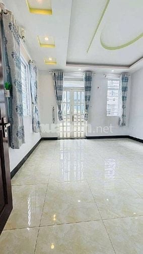 HIẾM, Lâm Văn Bền, 04 Tầng, DT 6x11m