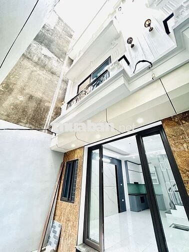 NHÀ ĐẸP TRUNG TÂM QUẬN HAI BÀ TRƯNG CÁCH Ô TÔ 15M 37M 5 TẦNG